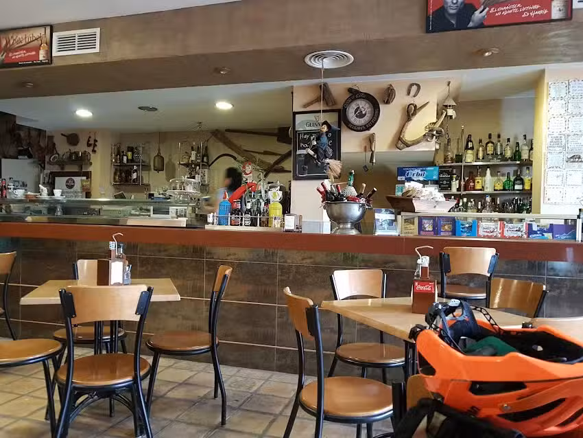 La Cantina