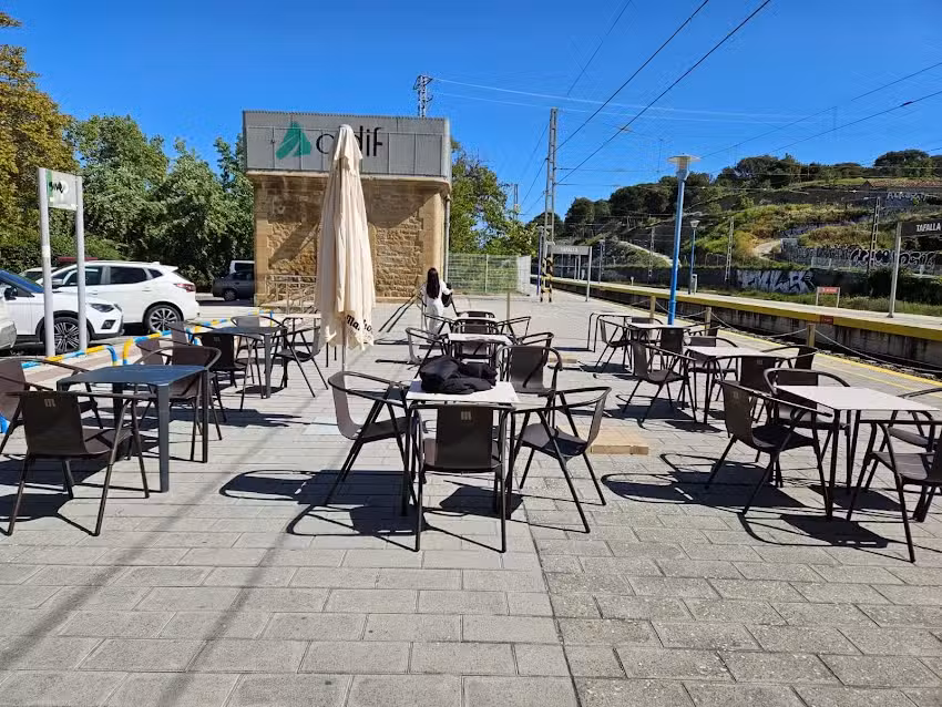 La Cantina