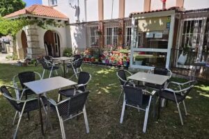 La Cantina Bar Restaurante de &Aacute;ngel & Tina