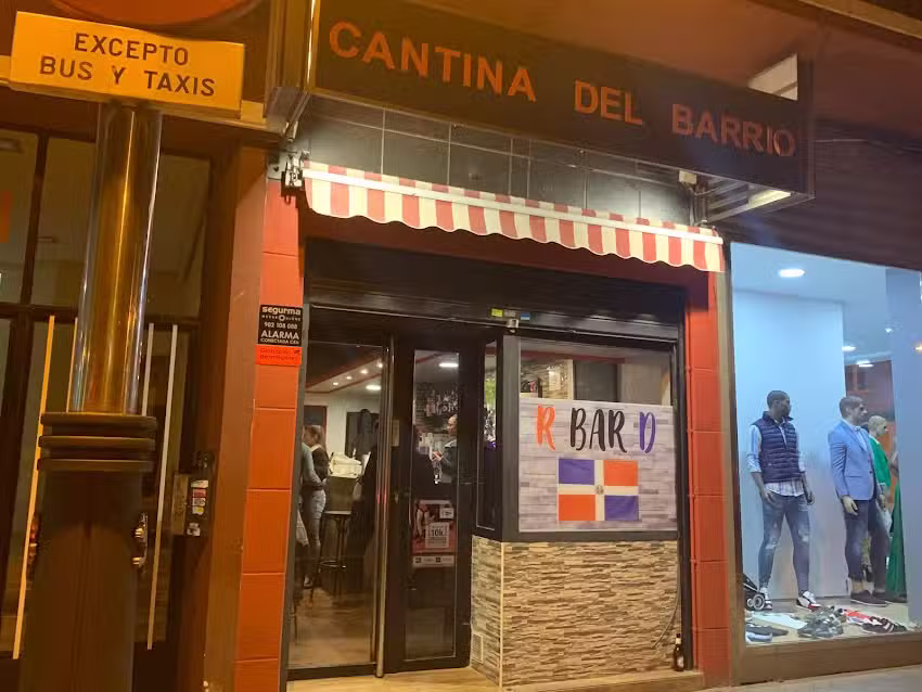 La cantina de barrio