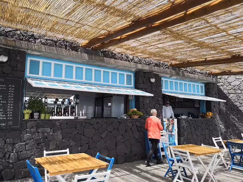 La Cantina, El Charco Azul