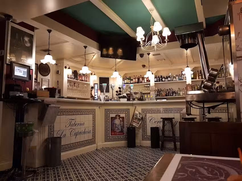 La Capri de barajas Bar Restaurante
