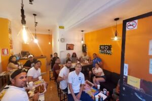 La Casa de las Alitas // Restaurante Hondure&ntilde;os en Madrid