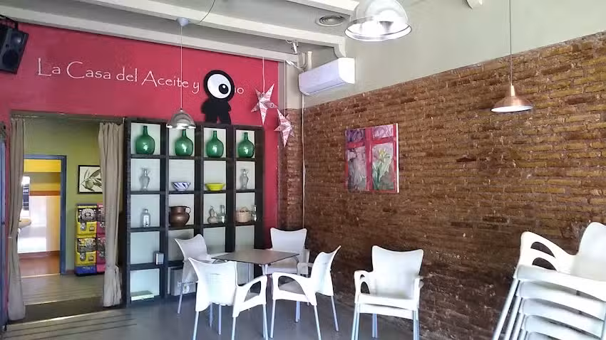 LA CASA DEL ACEITE Y EL VINO
