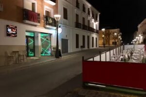 La CAVA Cafe & Tapas