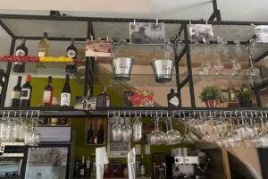 La Cochera ☕️ Caf&eacute;-Bar Herguijuela de la Sierra