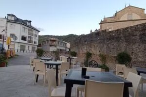 La Colegiata Food and Drinks