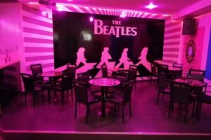 La Cueva Del Cantor Karaoke