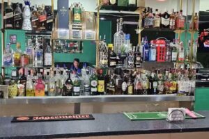 LA EMBAJADA BAR