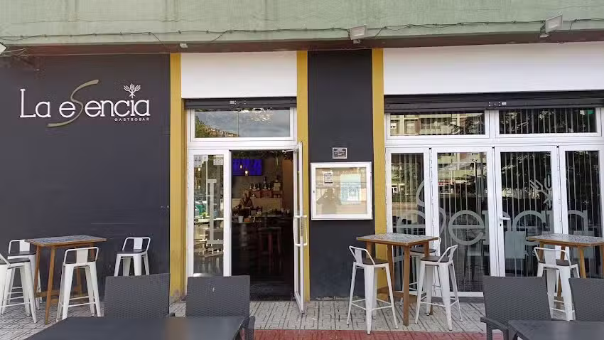 La Esencia, Gastrobar