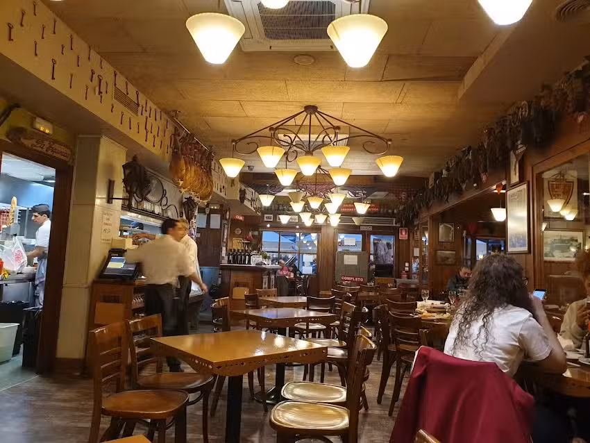 La Esquinica