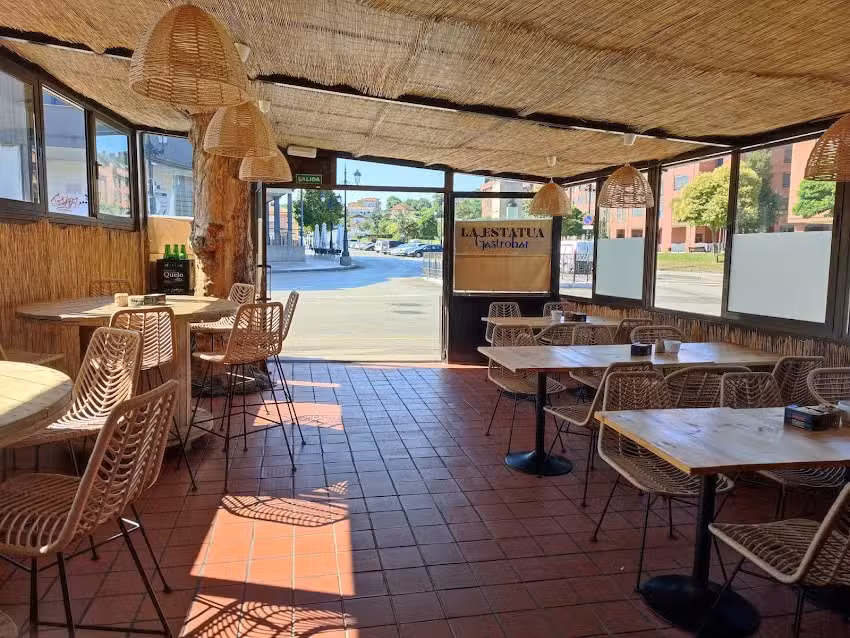 La Estatua Gastrobar