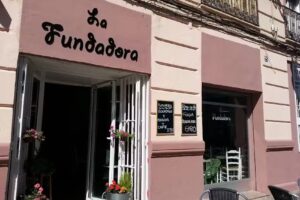 La Fundadora Cafeter&iacute;a & Tartas