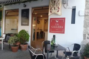 La Gallera Bar