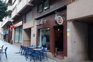 La Goleta vinos & Tapas