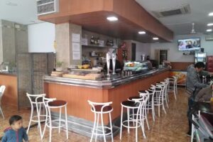 La Herradura, Bar-Restaurante