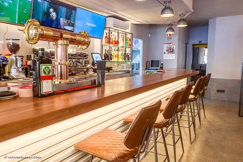 La Jarrita Bar