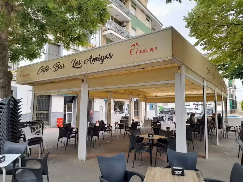 La Loka Caf&eacute; bar & Dem&aacute;s