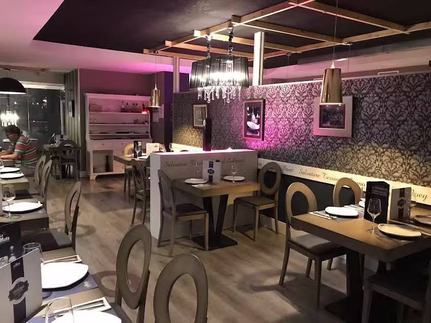 La Mafia se sienta a la mesa