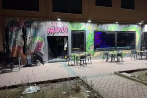 La Man&iacute;a Sport Bar