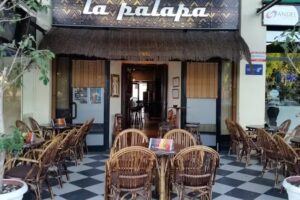 La Palapa caf&eacute; & copas