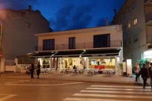 La Palmera Restaurant & Bar