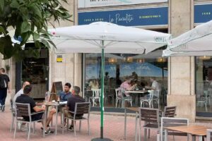 La Paradita Food & Drink