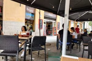 La Paradita Tapas Bar