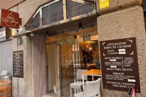 La Pera (Caf&eacute;-Bar-Restaurante)