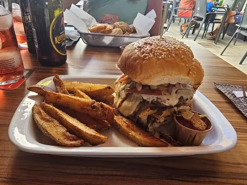 La Perla Tapas & Pinchos