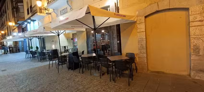 La Raca Restobar