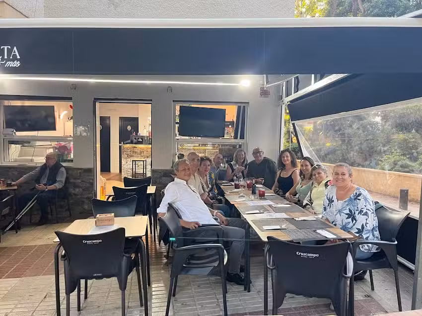 La revuelta tapas y mas Marbella