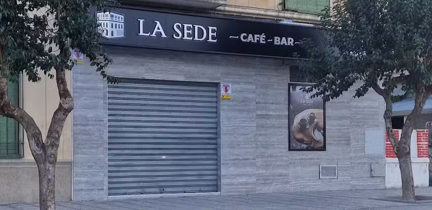 La Sede &ndash; Cafe Bar