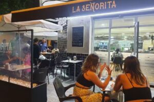 La Se&ntilde;orita de la tapa