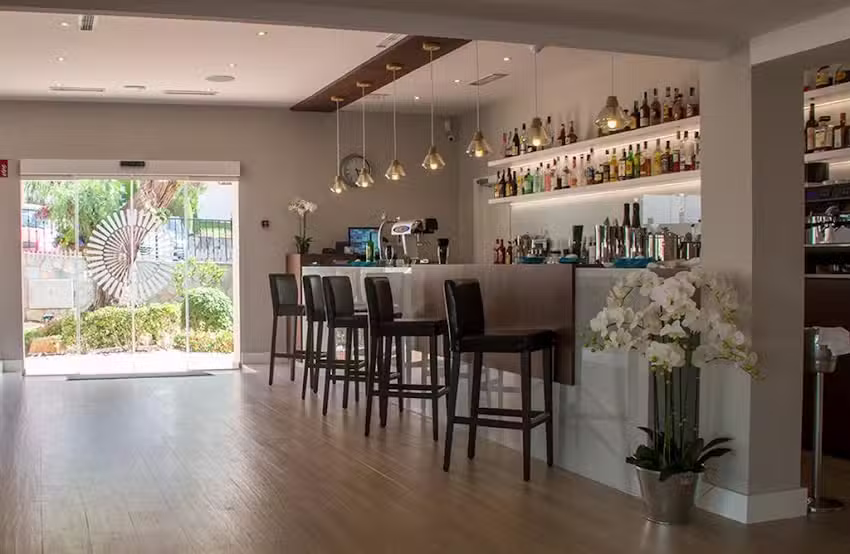 LA SOLANA BAR & RESTAURANT.