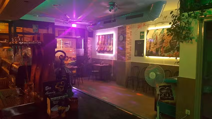 La taberna de Garc&iacute;a Bar , cafeter&iacute;a..