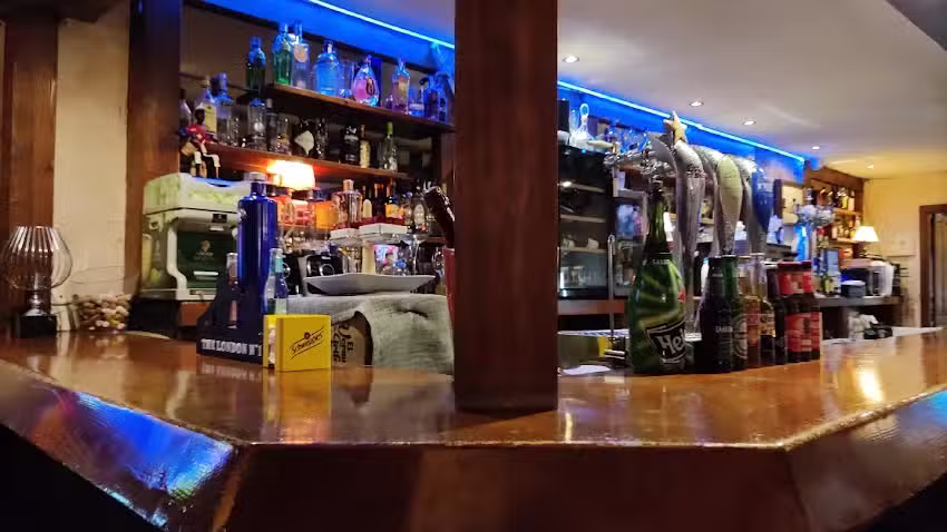 La Taberna de gri&ntilde;&oacute;n