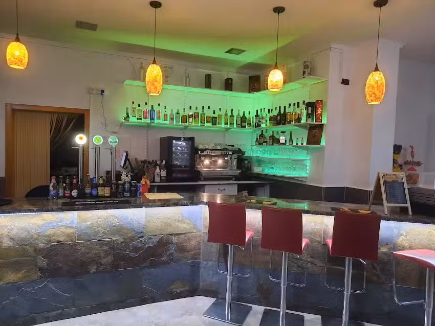 La taberna &laquo;Mis tesoros A&A&raquo;