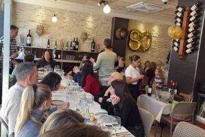 La Taberna, vinos y tapas.