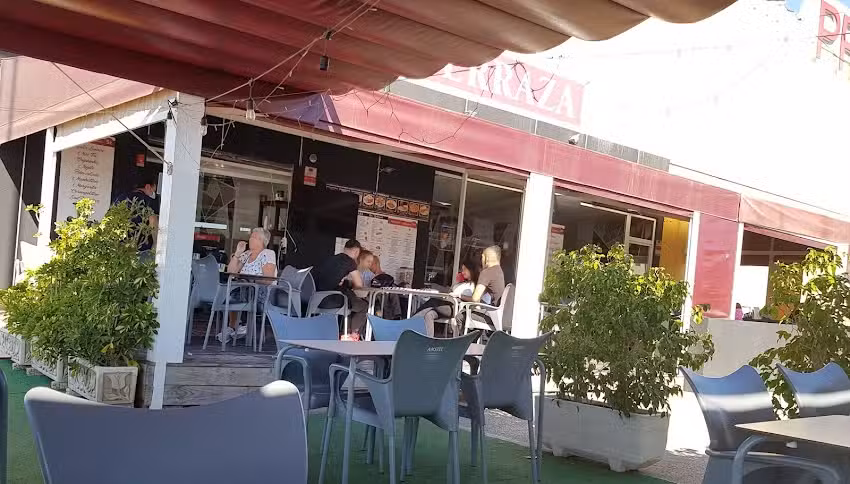 LA TERRAZA Bar Restaurante