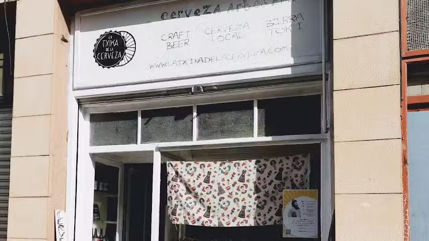 La Txika de la Cerveza