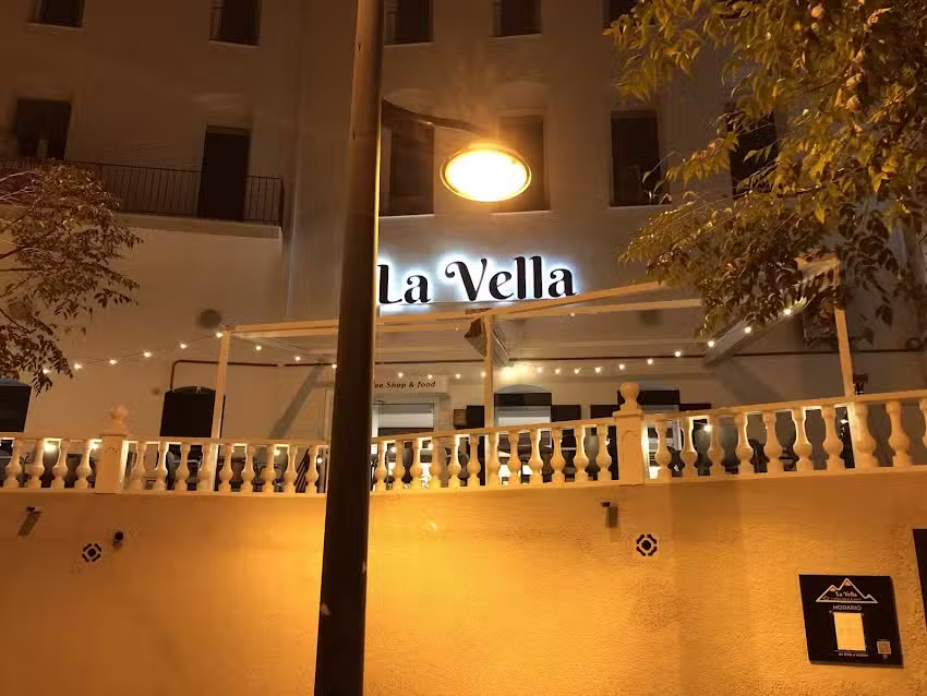 La Vella Coffee Shop