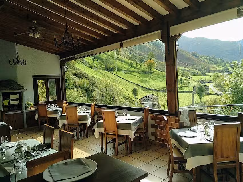 La Vieja Escuela Restaurante