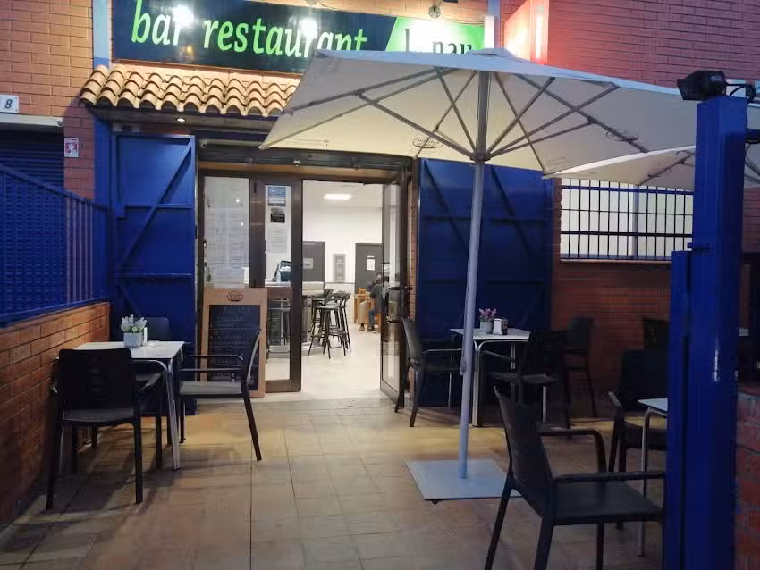 Lanau &ndash; Restaurant-Bar