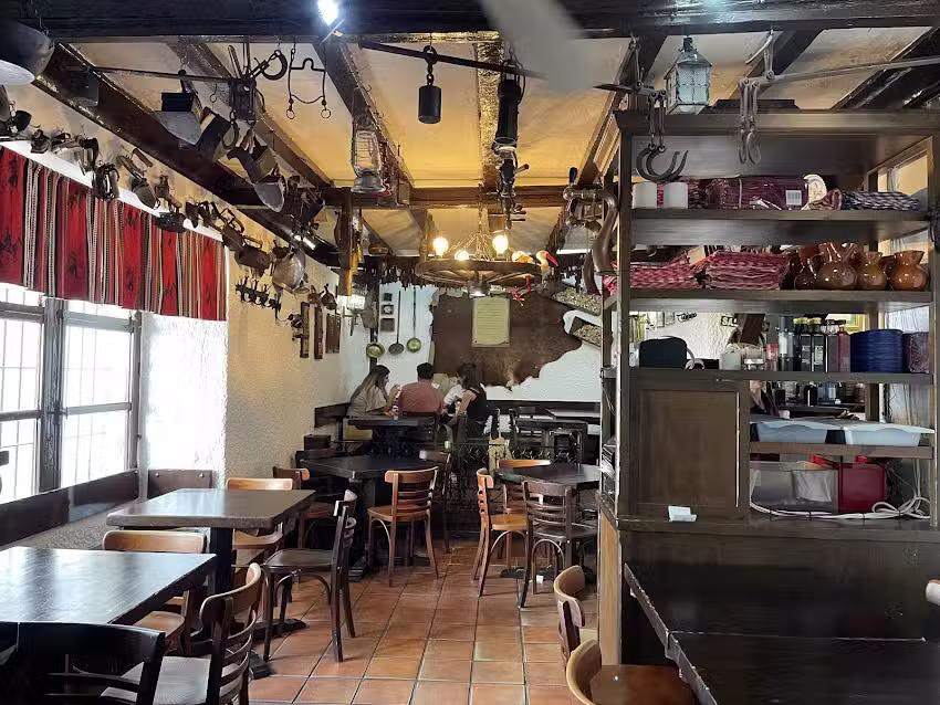 Las Cuadras De Rocinante