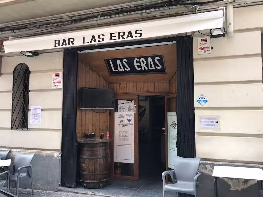 Las Eras Bar