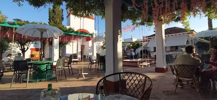 Las Monjas Terraza Bar