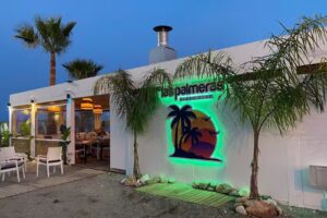 Las Palmeras Beach Club