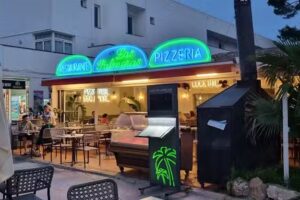 Las Palmeras | Restaurant in Magaluf