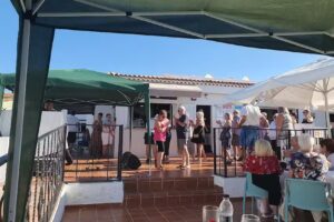 Las Rosa’s – George’s Bar & Restaurant